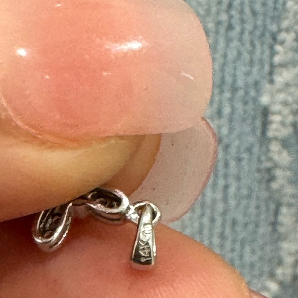 ✨14K White Gold Cross Pendant - Picture 6 of 10